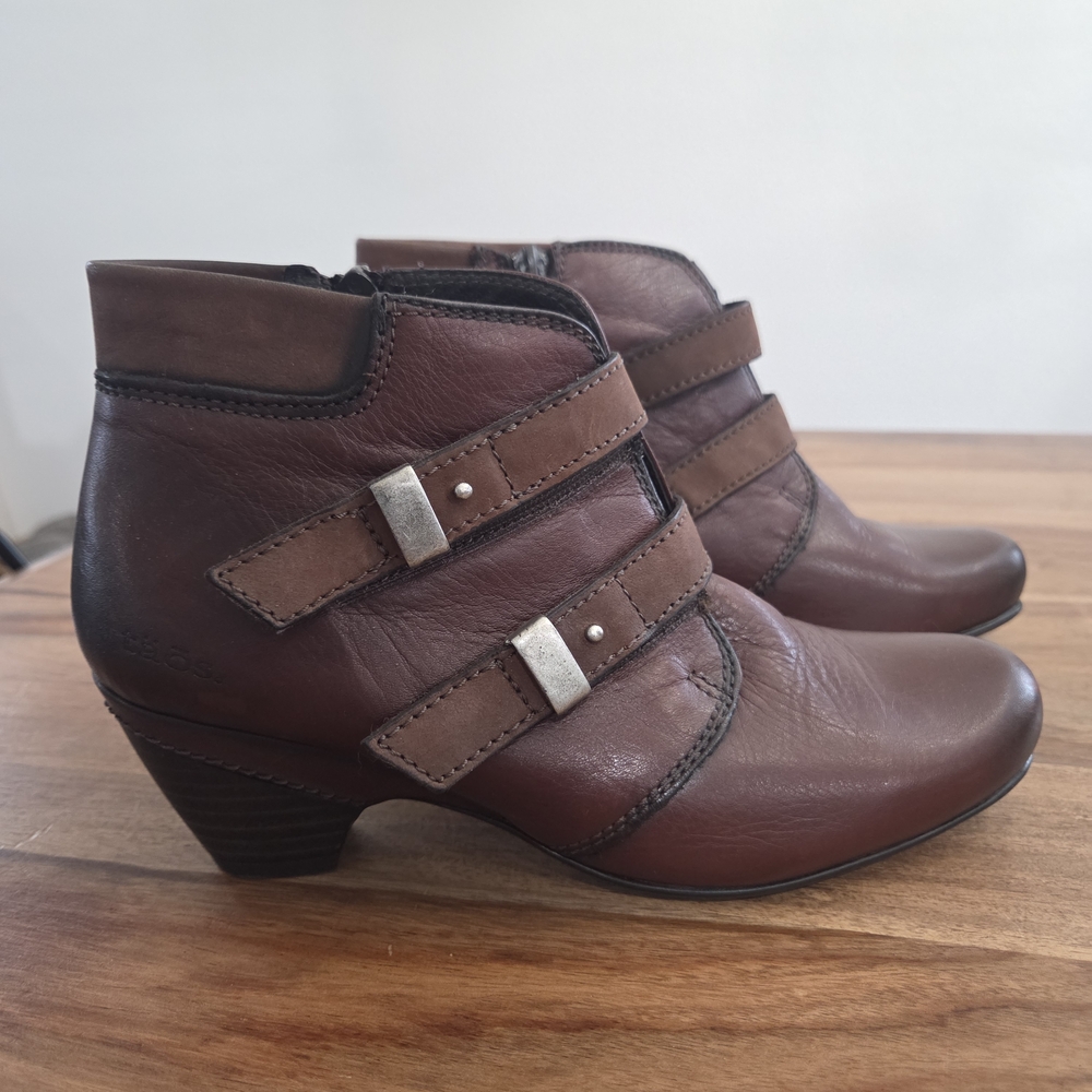 Taos Boots Womens Alto Ankle Leather Buckle Shoes Size 38 Side Zip